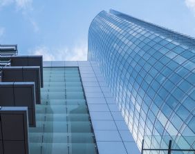 Gli effetti dell´interdittiva antimafia sulla sorte del contratto stipulato dall´impresa: un complesso bilanciamento di interessi