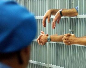 La dignità dei ristretti: dalla sentenza Torreggiani all´ultima rimessione alle Sezioni Unite