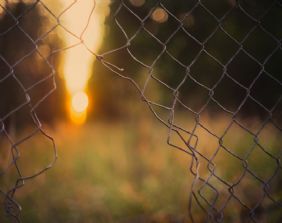 Concorso di circostanze: per la Consulta è illegittima la preclusione al bilanciamento per i recidivi reiterati riconosciuti seminfermi di mente