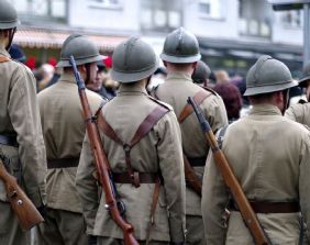 Avanzamento a scelta del personale militare, tra discrezionalità, rilevanza del merito comparativo e della graduatoria precedente