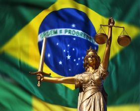 I codici civili dell´indipendenza e la specificità del sistema giuridico latinoamericano