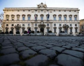 La sospensione della prescrizione tra conviventi di fatto: verso il consolidamento della famiglia pluralistica
