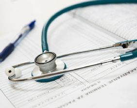 Le norme in tema di incompatibilità, cumulo di impieghi e incarichi si applicano anche al direttore generale delle AUSL